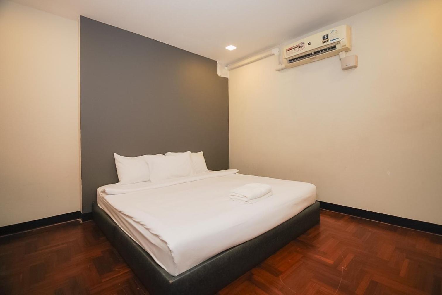 โกอินน์ สีลม - สถานีรถไฟฟ้าเซนต์หลุยส์ Go Inn Silom - Bts Saint Louis Bangkok Kültér fotó