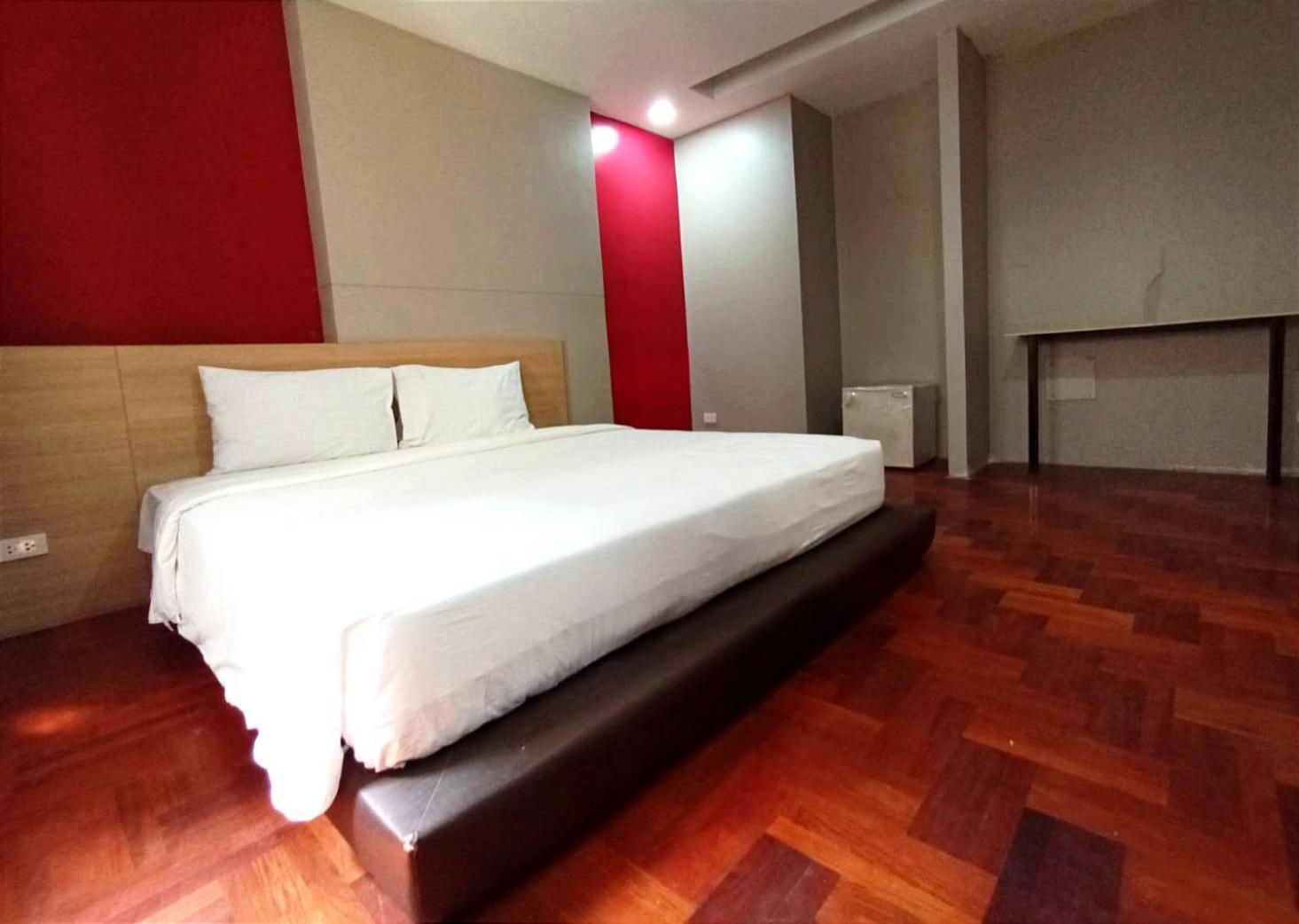 โกอินน์ สีลม - สถานีรถไฟฟ้าเซนต์หลุยส์ Go Inn Silom - Bts Saint Louis Bangkok Kültér fotó